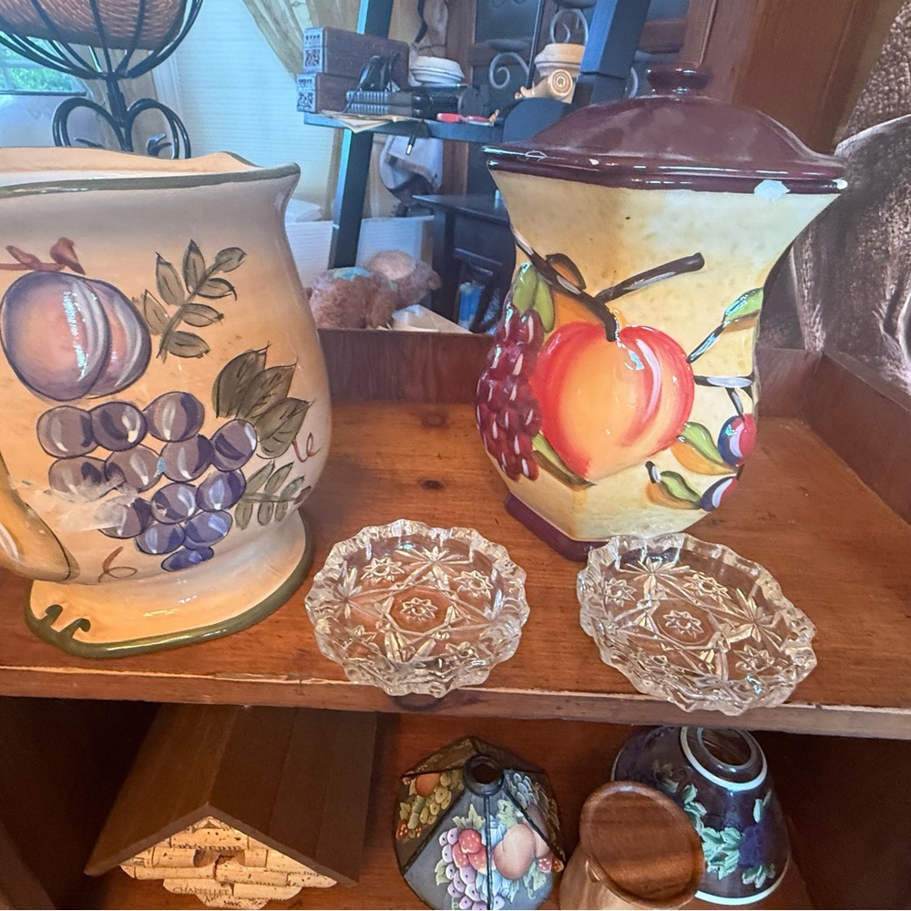 Vintage Wine Decor Collection!! - Picture 16 of 16